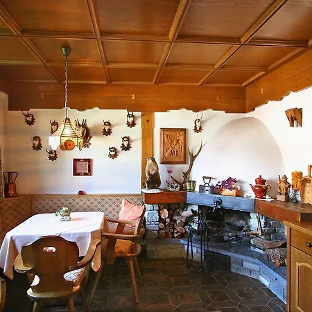 Haus St. Christoph Apartman *